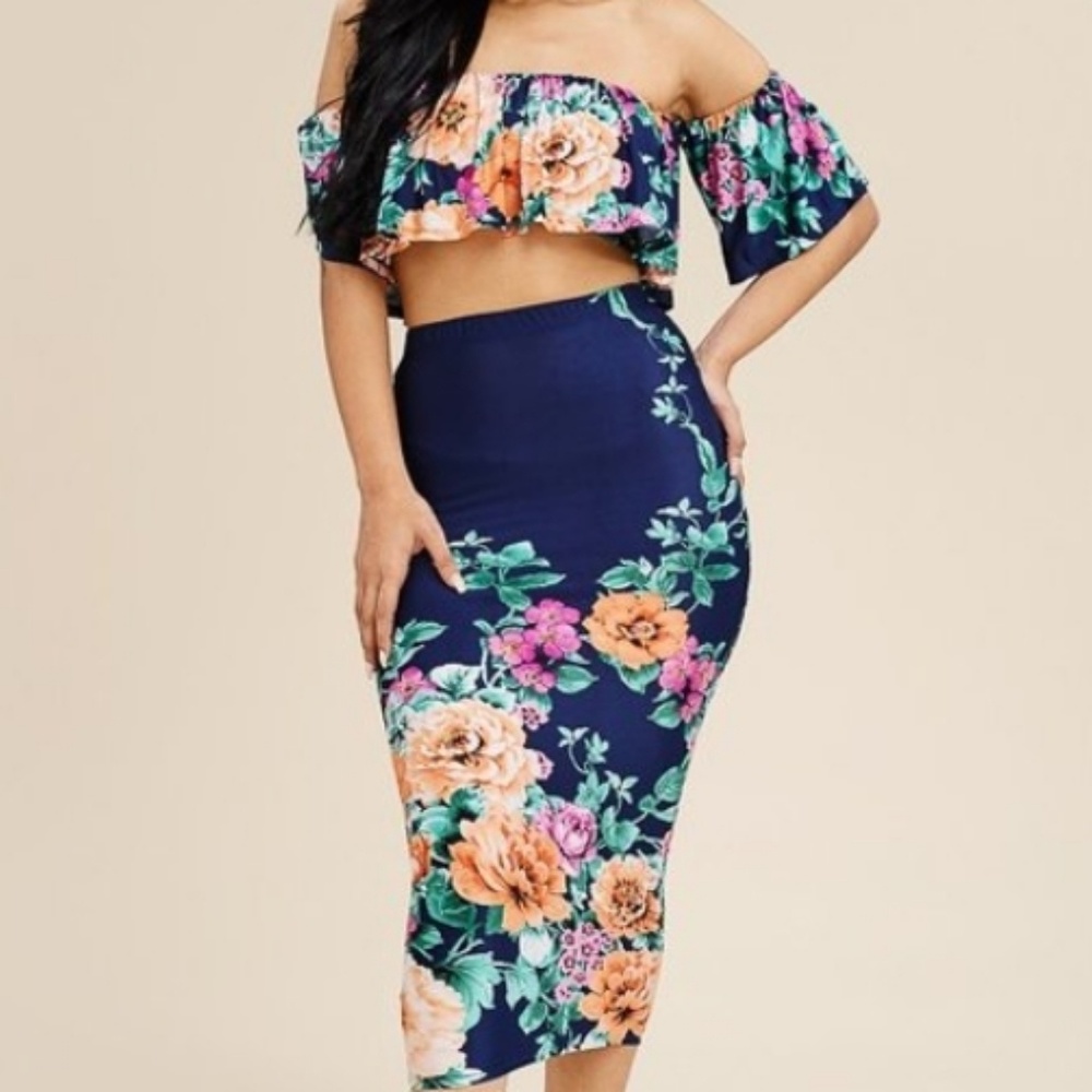 2pc. Multi flower